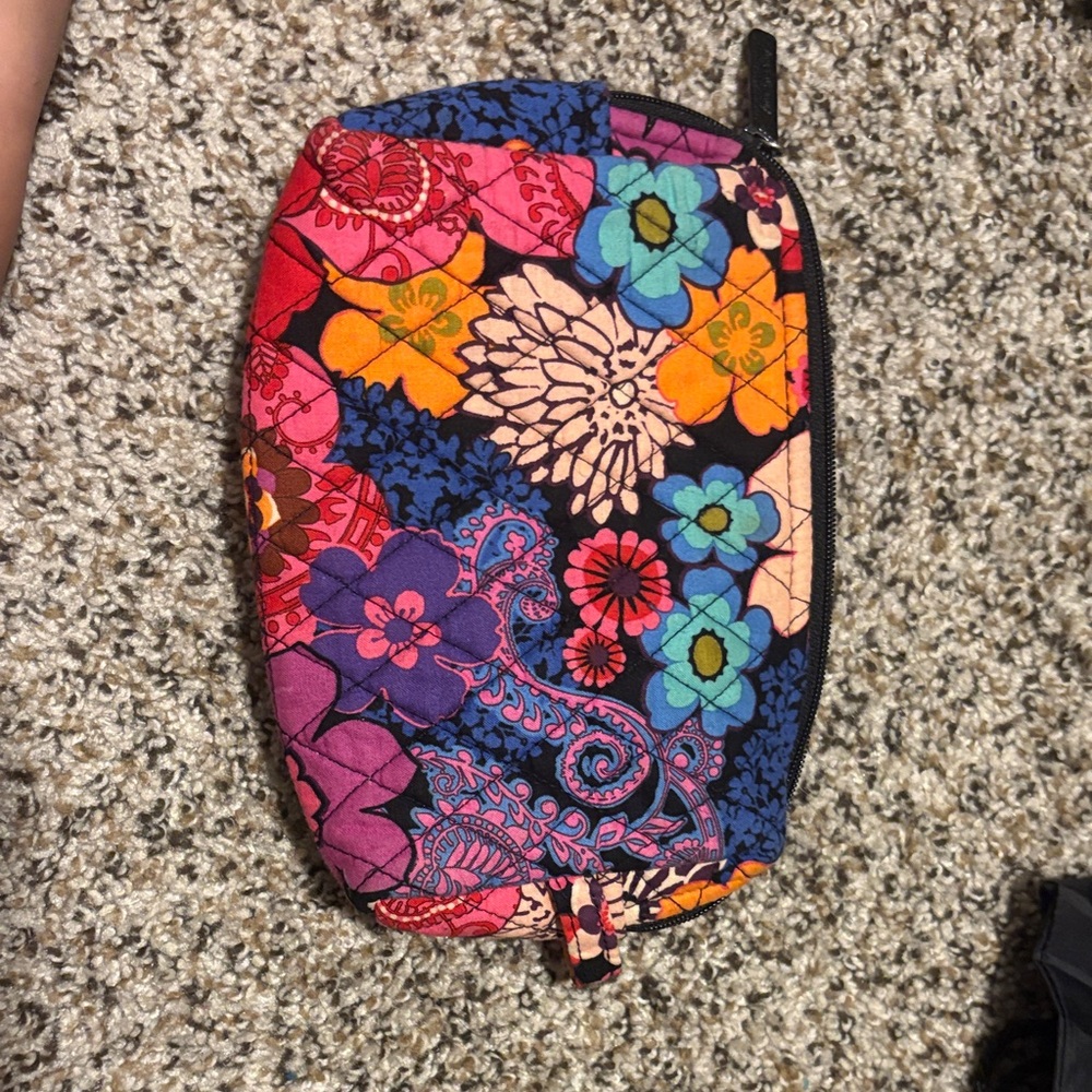 Floral Patterned Pouch - Picture 2 of 3